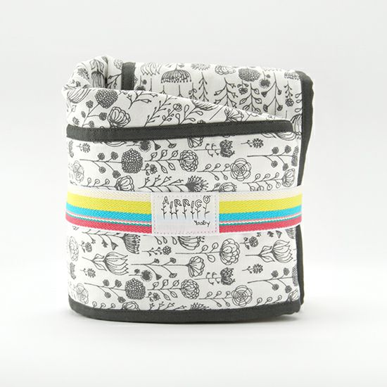 エアリコ抱っこ紐「プレミアム」ボタニカル×ブラン | AIRRICOBABY