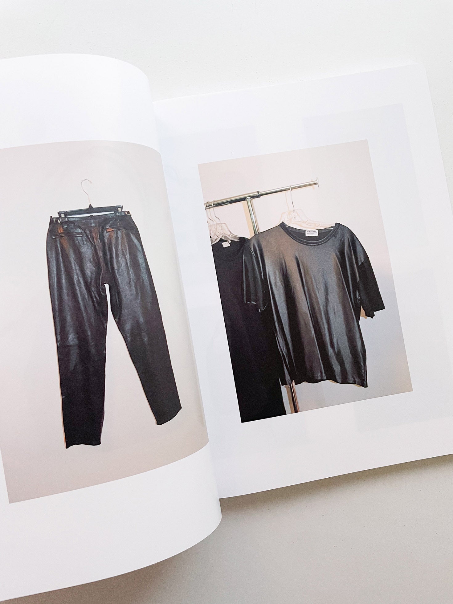 Helmut Lang Archive Dispersed by Joakim Andreasson - 本 屋 青 旗
