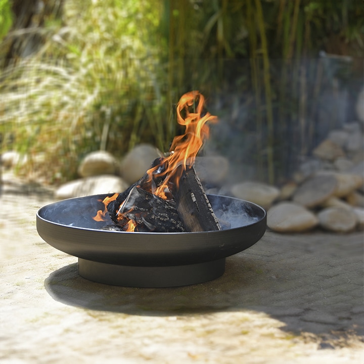 ファイヤーピット(焚き火台) /A: テーブル・チェアー・パラソル｜青山