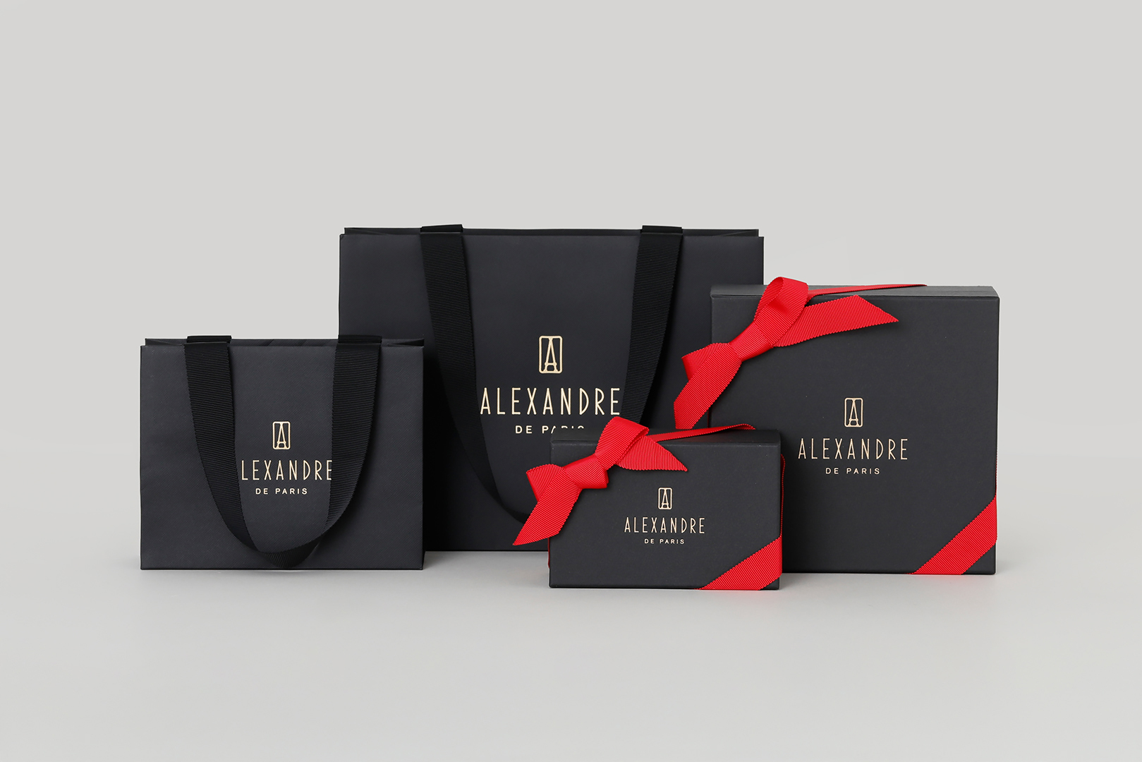 ALEXANDRE DE PARIS（アレクサンドル ドゥ パリ）