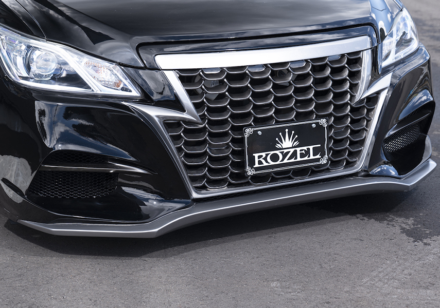 芸術的な「グリル」で大注目の210CROWNロイヤル専用エアロ - ALESS