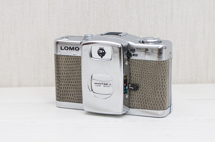 国内限定70台の限定「LOMO LC-A+ Silver Lake」など、レアLC-Aのご紹介