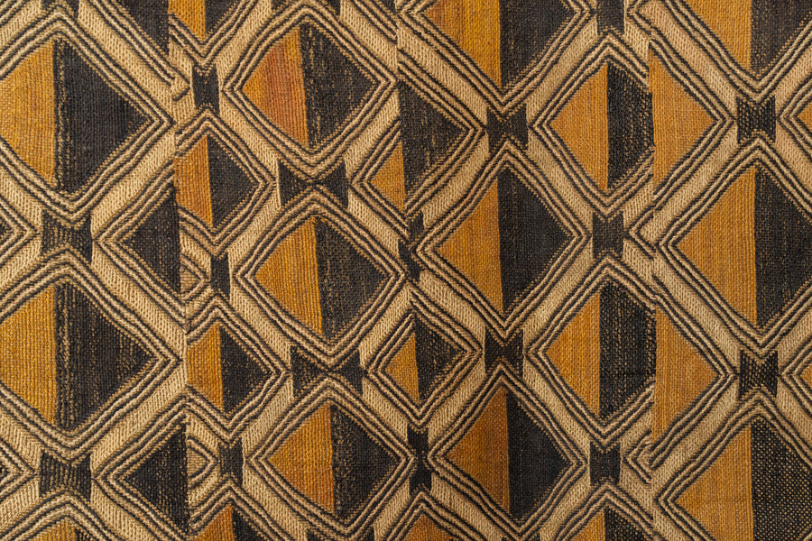 クバ王国伝統のクバクロス-KUBA TEXTILES】クバ布-草ビロード