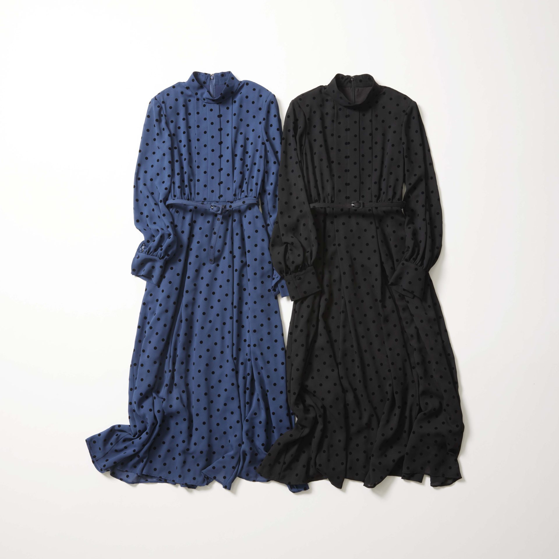 大草直子さん AMARC オリジナル ベルテッドオールインワンネイビー