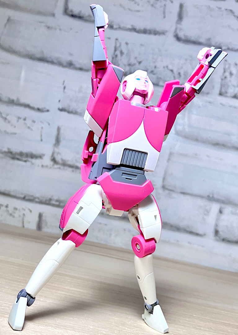 トランスフォーマーミッシングリンク C-08 アーシー レビュー | Aoi