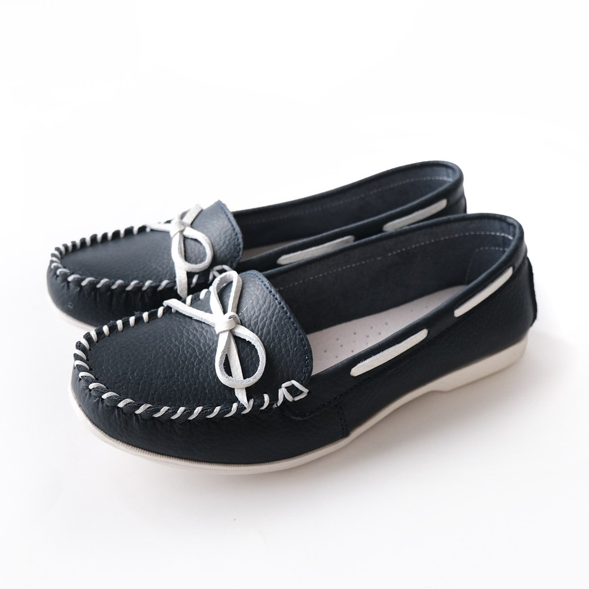 在庫限り！特別価格！】アクションレザーモカシンデッキシューズ