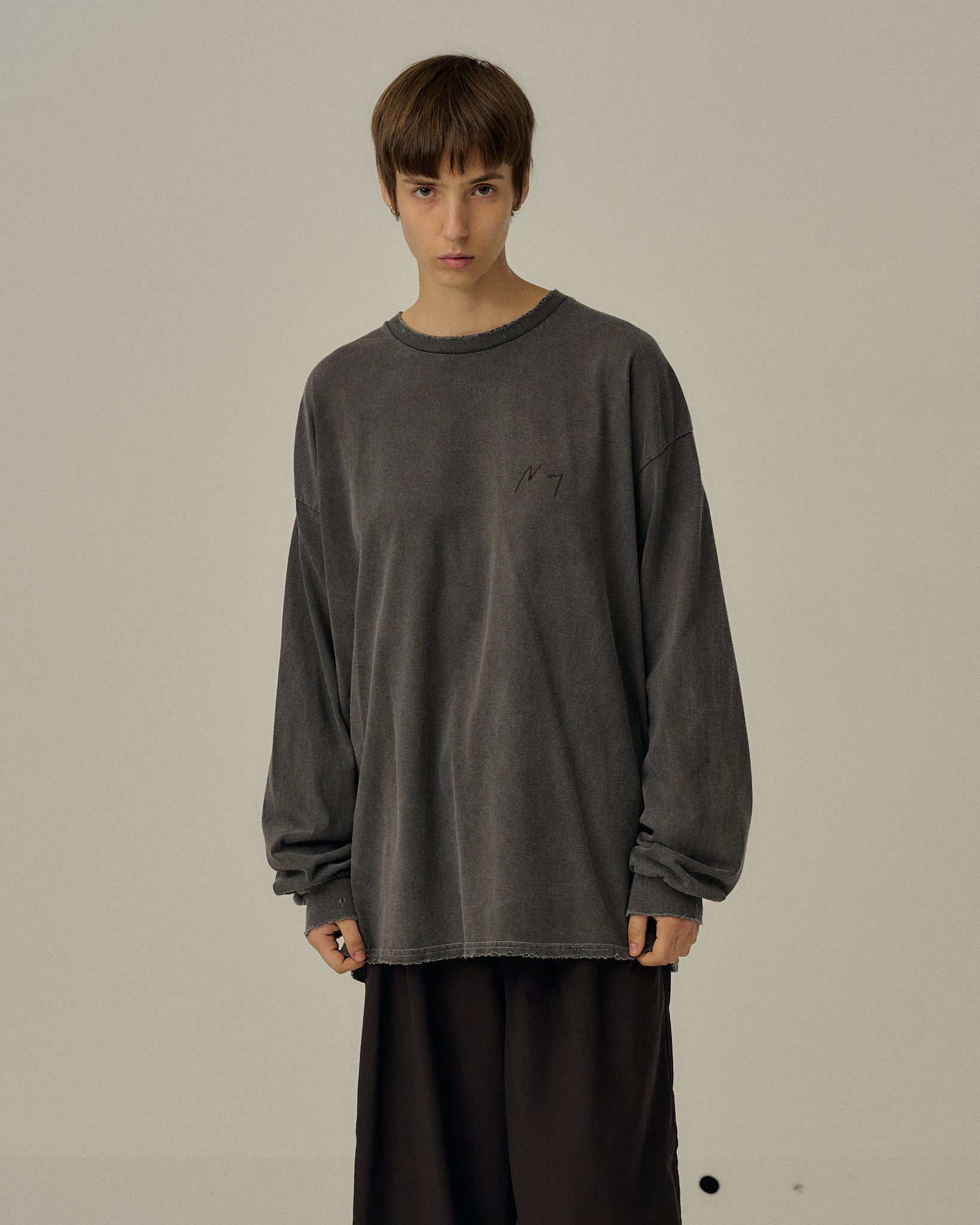 EMBROIDERY DYED LS T-SHIRT(F.BLACK) – ANCELLM