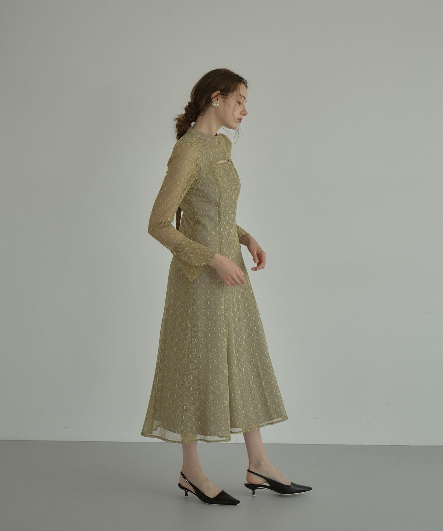 アンドレスド バックオープンジオメトリックドレス 結婚式 ドレス