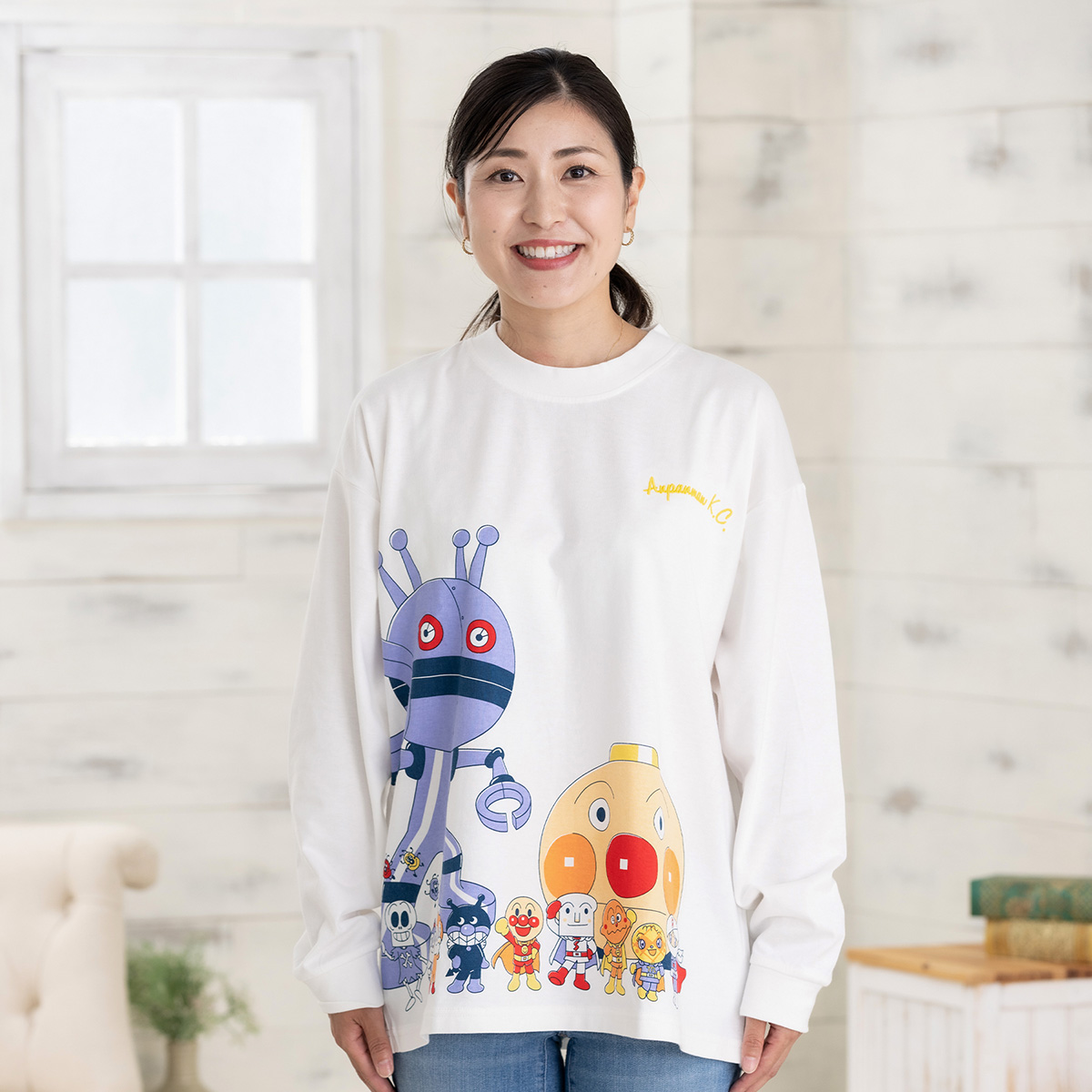 みんなで整列長袖Tシャツ大人｜アイテム｜アンパンマンキッズ