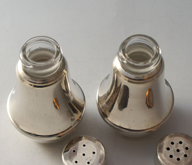 アメリカ／Duchin Creations「ソルト＆ペッパー入れ」《アンティック