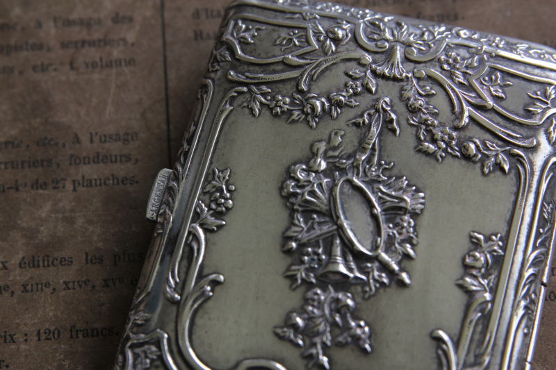 アンティークシルバータバコケース シガレットケース ルイ16世