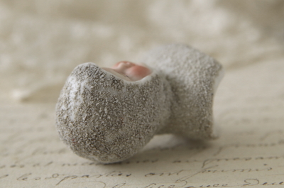 スノーベイビーのビスクヘッド snowbaby アンティークフィギュリン