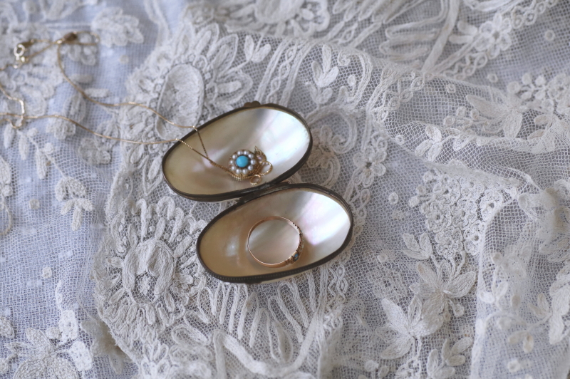 マザーオブパールのロザリオケース フランス アンティークストリュフ