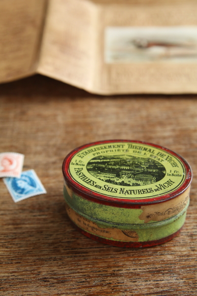 フランスの糸巻きケース fil au chinois ボビンケース フランス