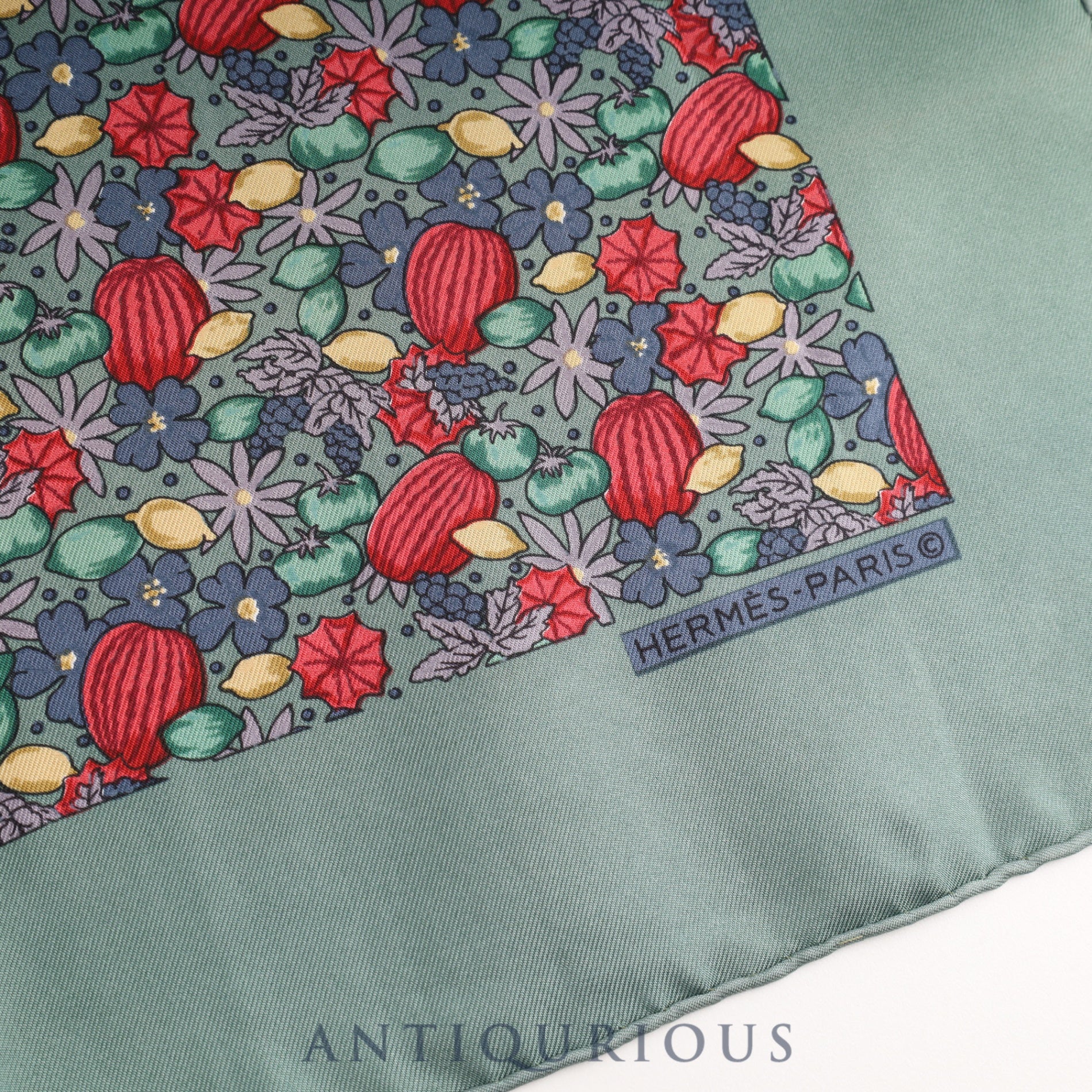 エルメス スカーフ カレ45 総柄 グリーン SILK100％ | 東京銀座の