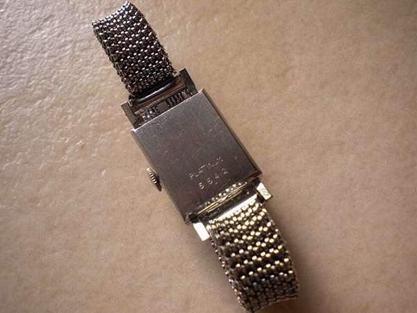 IWC プラチナ無垢 角型ダイヤモンド 手巻レディース時計 格安 | アン