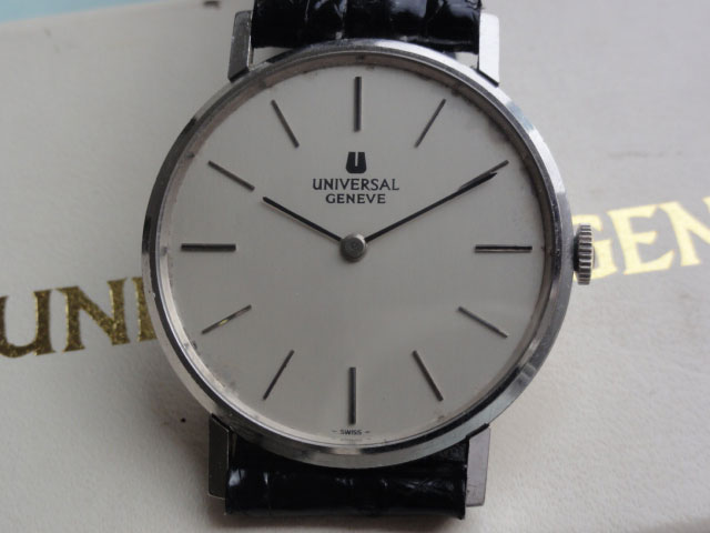ユニバーサル・ジュネーブ 18KWG 手巻き 自社Cal.1-42搭載 | アン