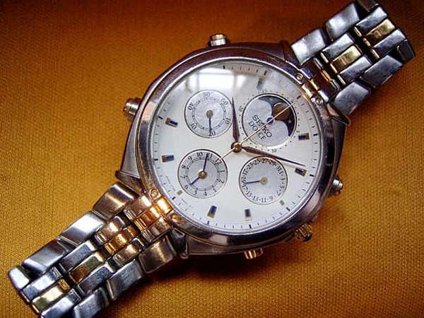 セイコー ドルチェ ムーンフェイズ付きクロノグラフ | アンティー