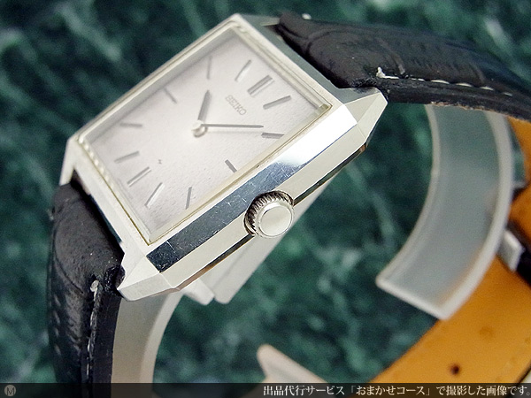 セイコー SEIKO 古き良き国産アンティーク 2220-3340 スクエアシルバー