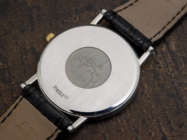 オメガ デビル ラウンド 薄型 クオーツ YG/SS ケース スタイリッシュな