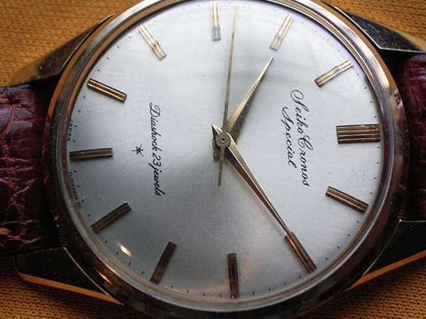 セイコー セイコー×ジウジアーロ・デザイン クロノグラフ BEAMS限定250