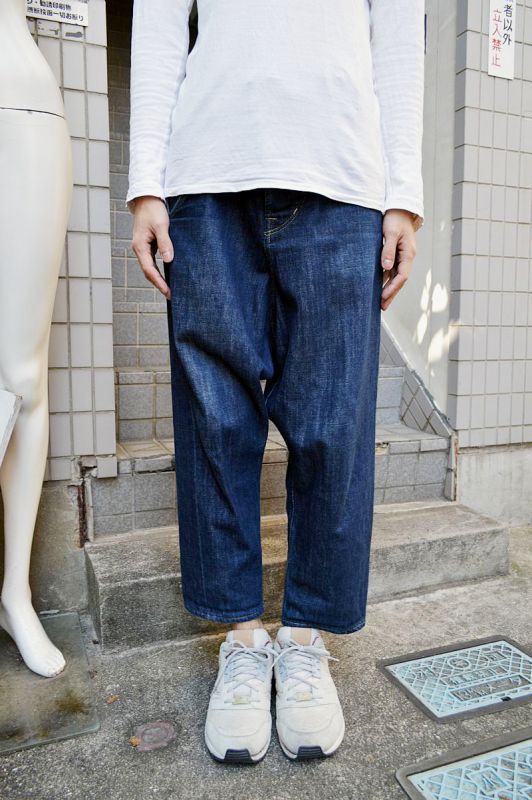 GANRYU ガンリュウ】アシンメトリーデザインサルエルデニムパンツ