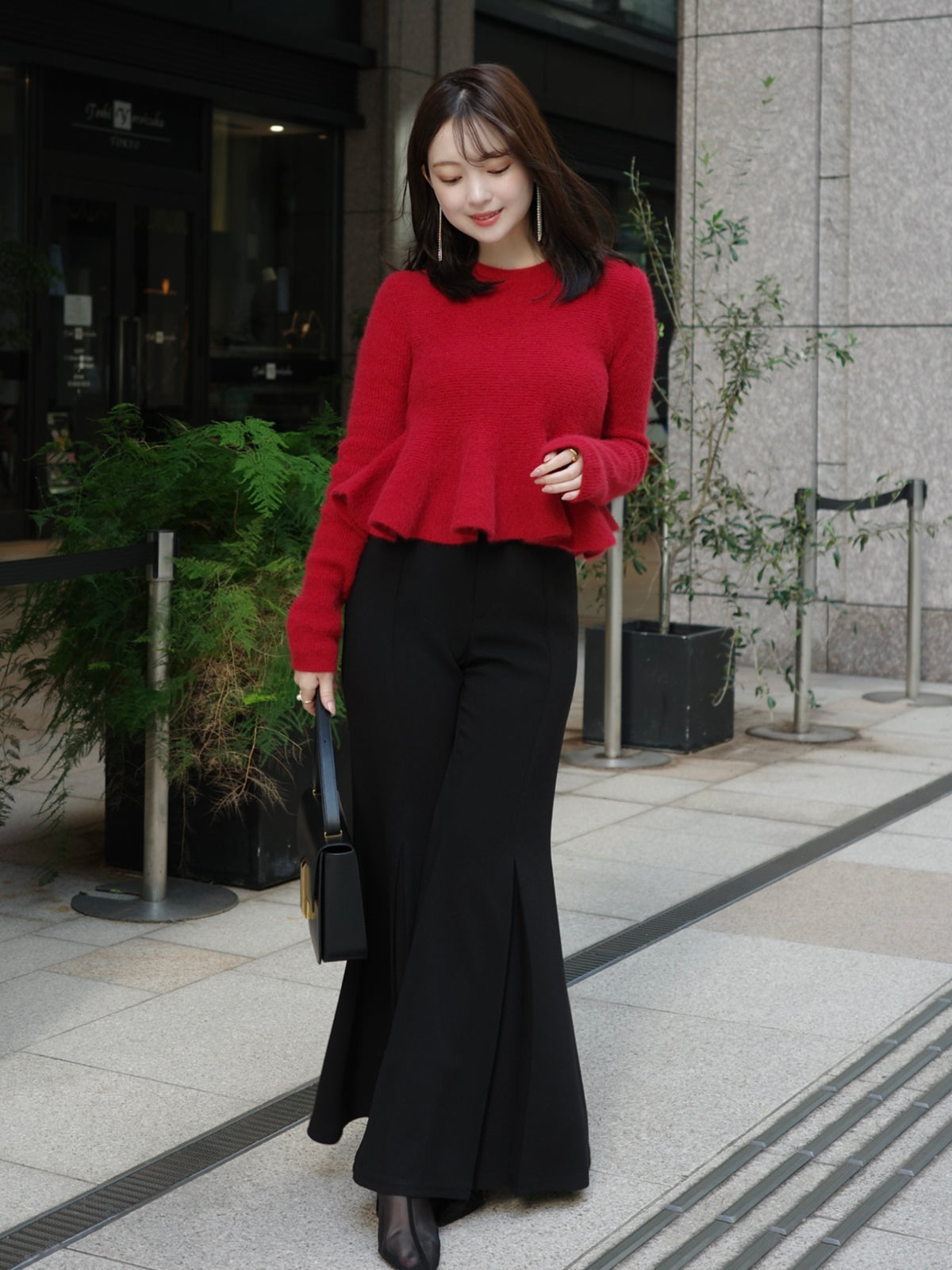 ペプラムショートニットトップス