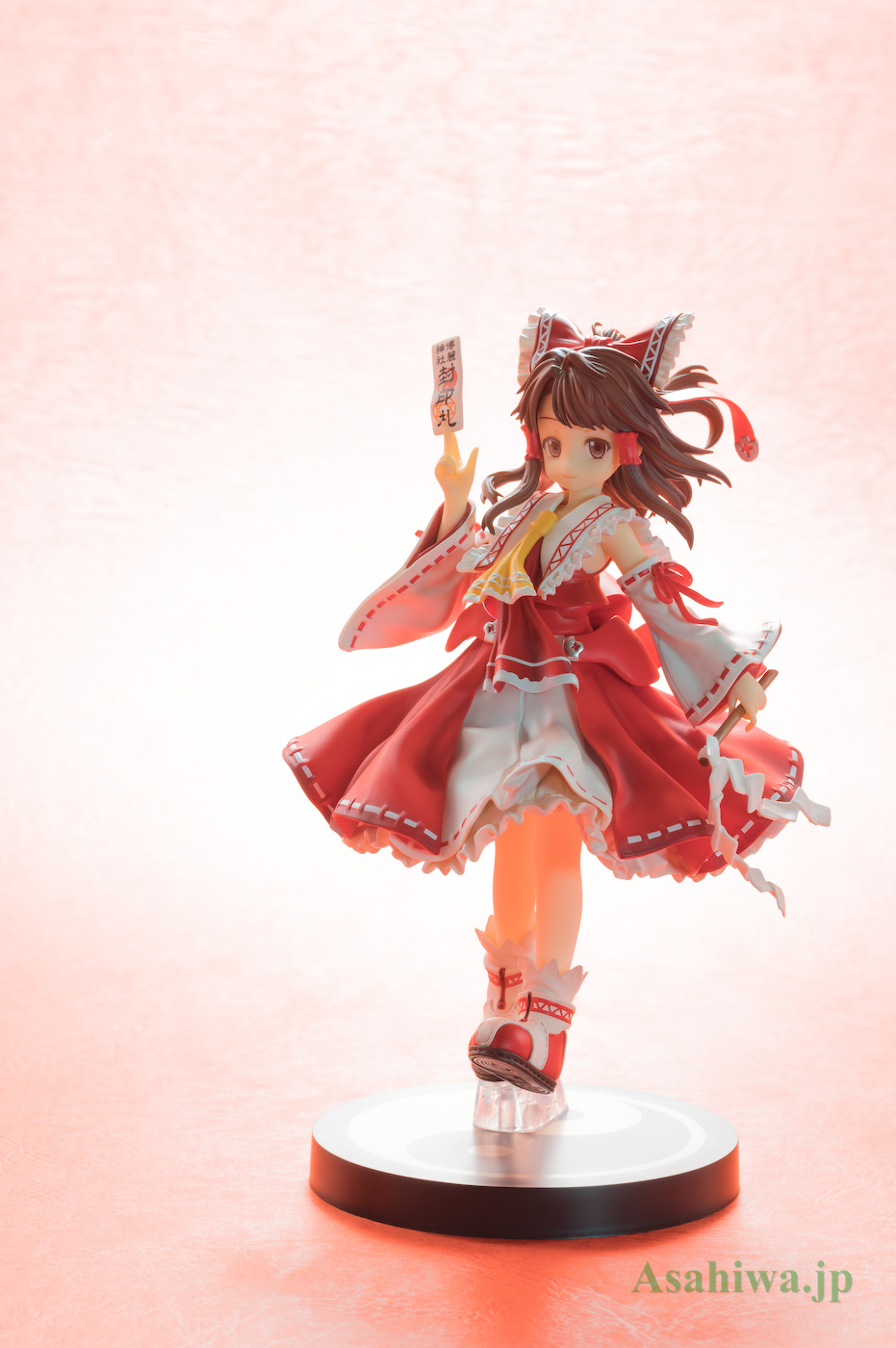 キューズQ博麗霊夢 東方香霖堂版/東方Projectよつばとフィギュアレビュー