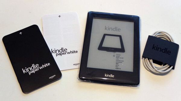 ASCII.jp：話題の電子書籍端末「Kindle Paperwhite 3G」を衝動買い (1/3)
