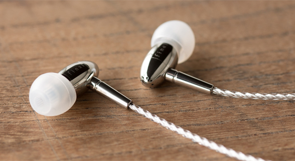 final、バランスドアーマチュア型イヤフォンの新モデル「FI-BA-SST