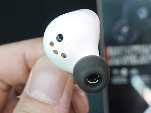 ノイキャン対応/低遅延なSteelSeries製ゲーミングイヤホン「Arctis