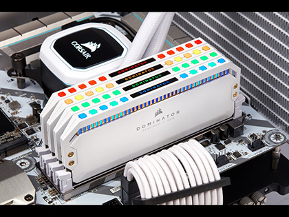 CORSAIRのDDR4メモリ「DOMINATOR PLATINUM RGB」にホワイトモデル