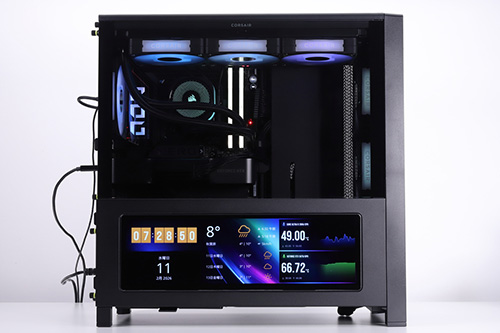 ケースに大画面モニターを搭載可能に！PCのビジュアルが一気に変わる