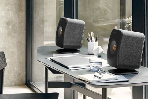 KEFアクティブスピーカー「LSX II」購入で、デスク用スタンド