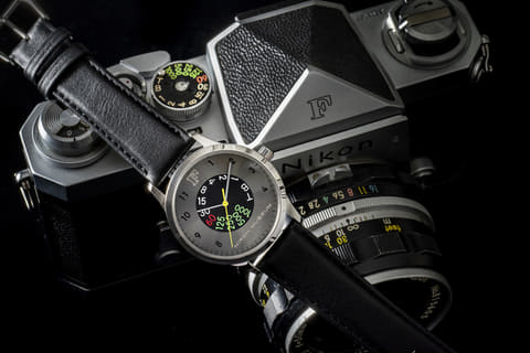 インタビュー：ニコンFウォッチ徹底解剖。話題のミュージアムグッズが