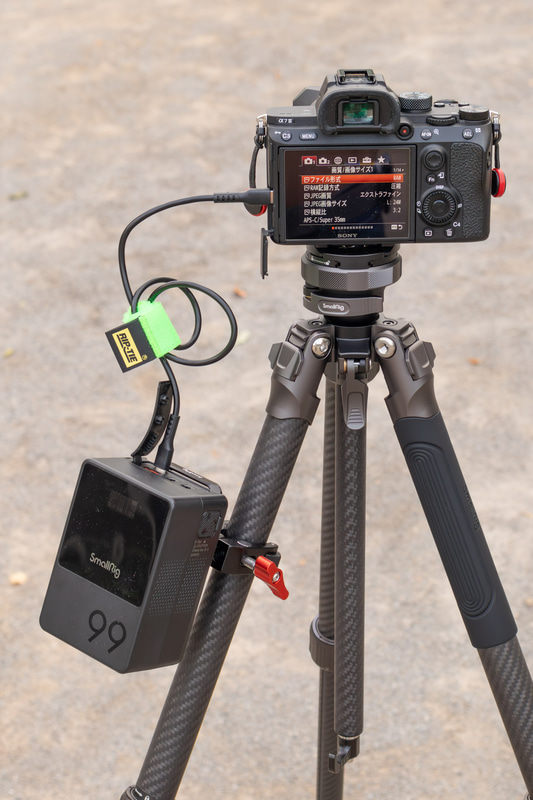 デジカメアイテム丼：モバイルバッテリーよりも優れている？ 業務用