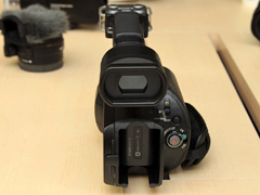 ソニー、Eマウントのハンディカム「NEX-VG10」を国内発売 - デジカメ