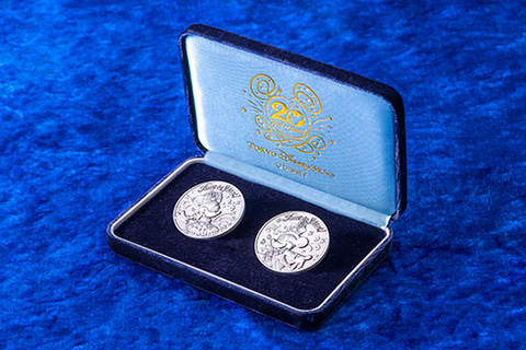 ミッキー&ミニーのぬいぐるみも！ 東京ディズニーシー20周年オリジナル