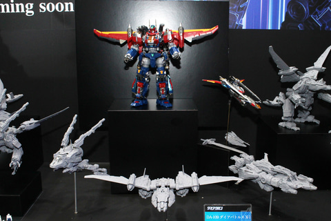 ダイアクロン」の最新アイテム「DA-109 ダイアバトルスX-1」ロール