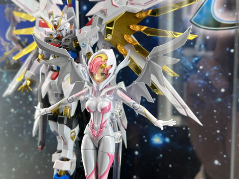 ガンダムSEED FREDDOM」より「S.H.Figuarts ラクス・クライン