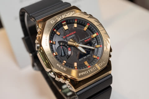 G-SHOCK、26年の干支「馬」モチーフの特別モデル - Impress Watch