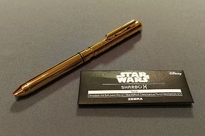 ゴールドに輝くシャーボX「C-3PO」モデル - ケータイ Watch