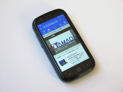 Hothotレビュー】小さいことはいいことだ。世界最小のFeliCa対応スマホ