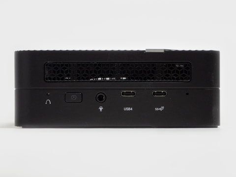 西川和久の不定期コラム】Ryzen 9 6900HXを搭載し、USB4にも対応した