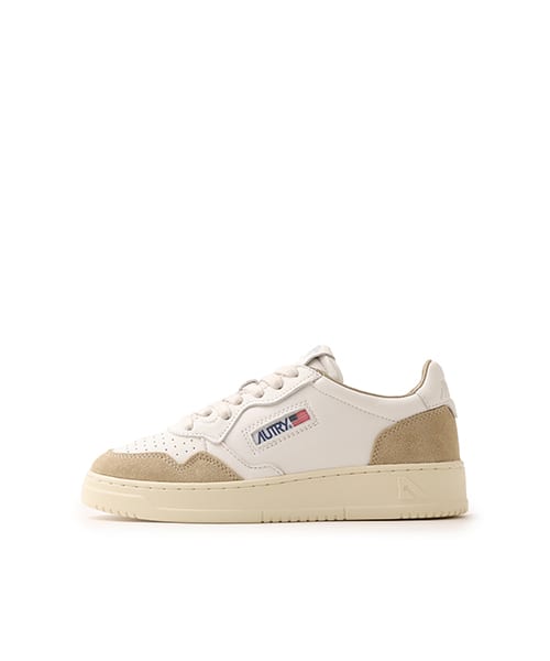 AUTRY MEDALIST LOW WOM WHITE（オートリー メダリスト ロウ ウォム