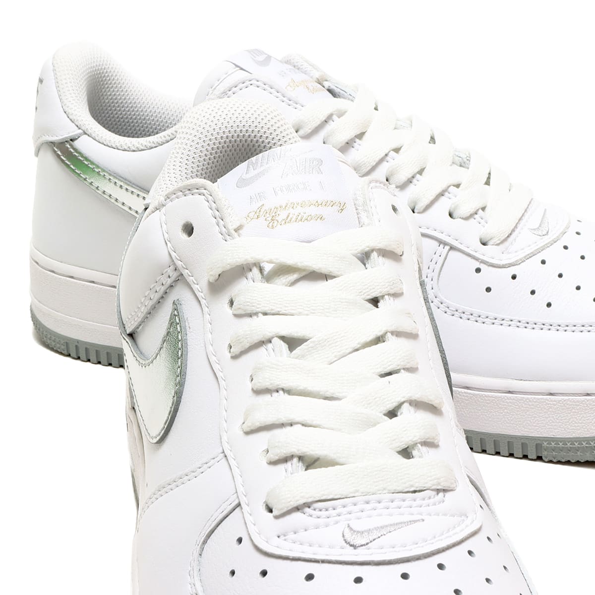 NIKE AIR FORCE 1 LOW RETRO WHITE/METALLIC SILVER-METALLIC GOLD