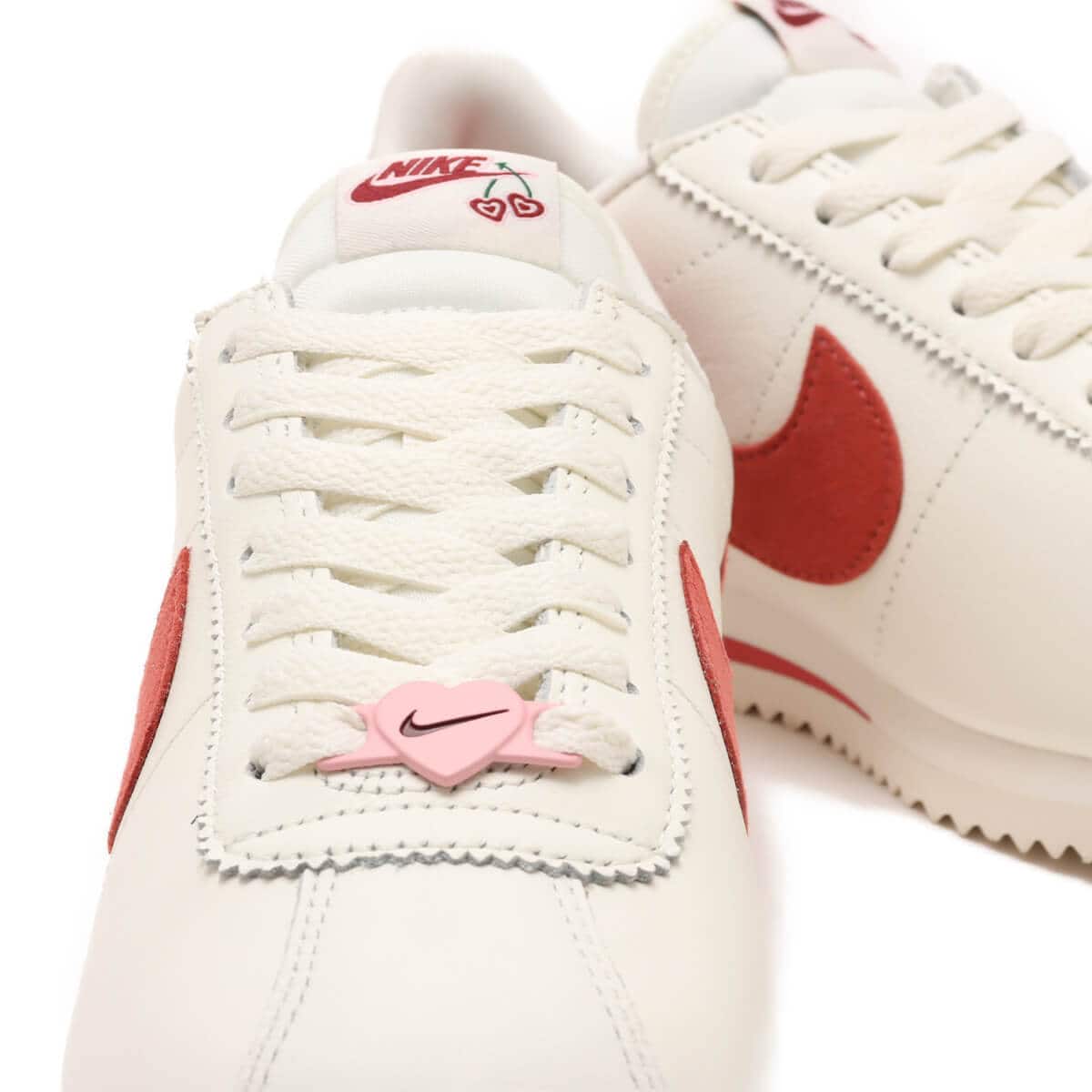 NIKE W CORTEZ SE SAIL/ADOBE-MED SOFT PINK-TEAM RED 24SP-I（ナイキ