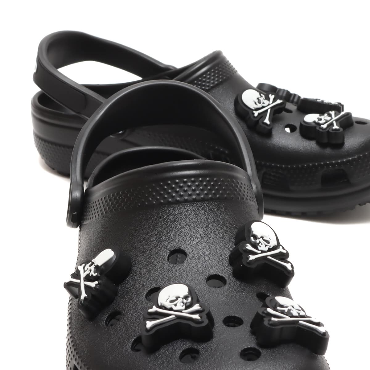 crocs Mastermind × Crocs Classic Clog Black （クロックス マスター