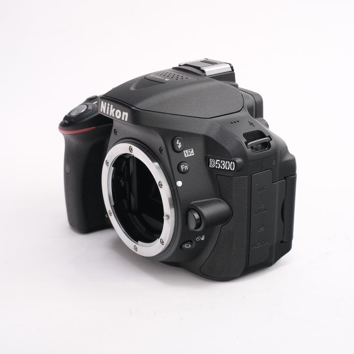 中古】(ニコン) Nikon D5300 ボディ ブラック - メルカリ