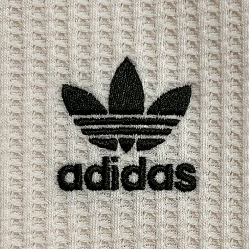 2370 adidas ワッフル クラシック トラックトップ ワンダーホワイト